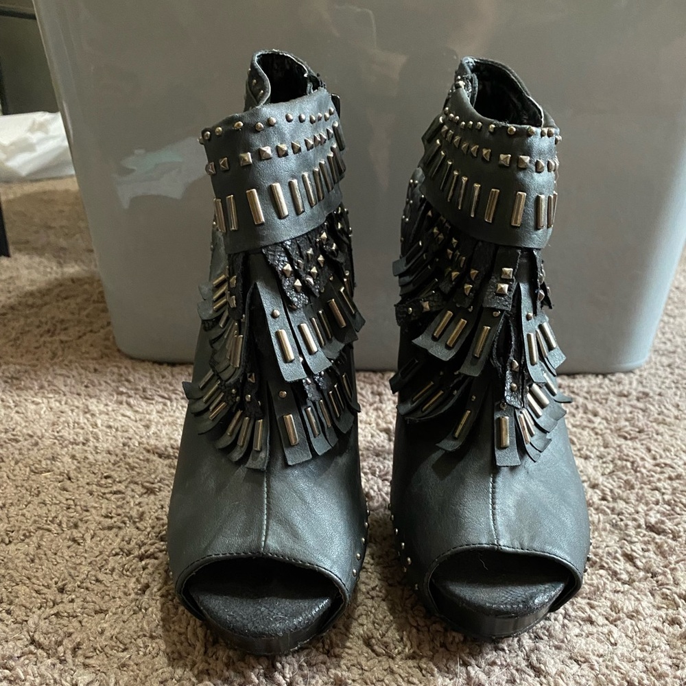 Fancy heels
